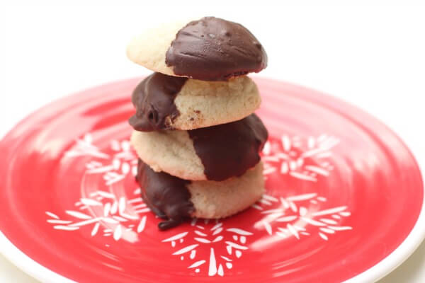 Gluten Free Peppermint Shortbread Cookies - the are AMAZING!!!